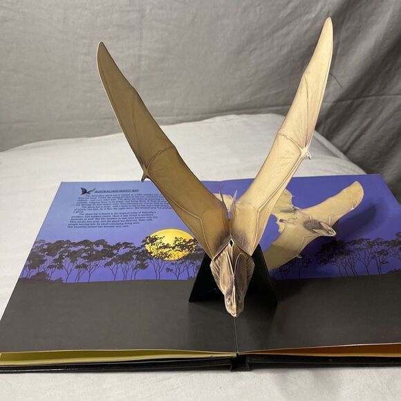 Vintage Animals in Danger Pop-up Book - Hardcover By William McCay. Like New‎ - Picture 4 of 6